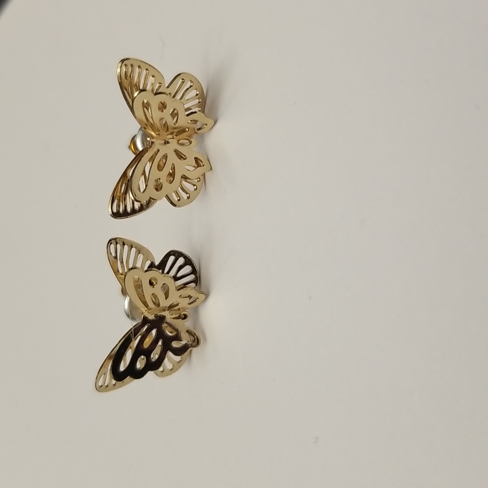 $5 ITEM. Dainty golden butterfly pierced earrings. MUST BUNDLE WITH OTHER ITEMS